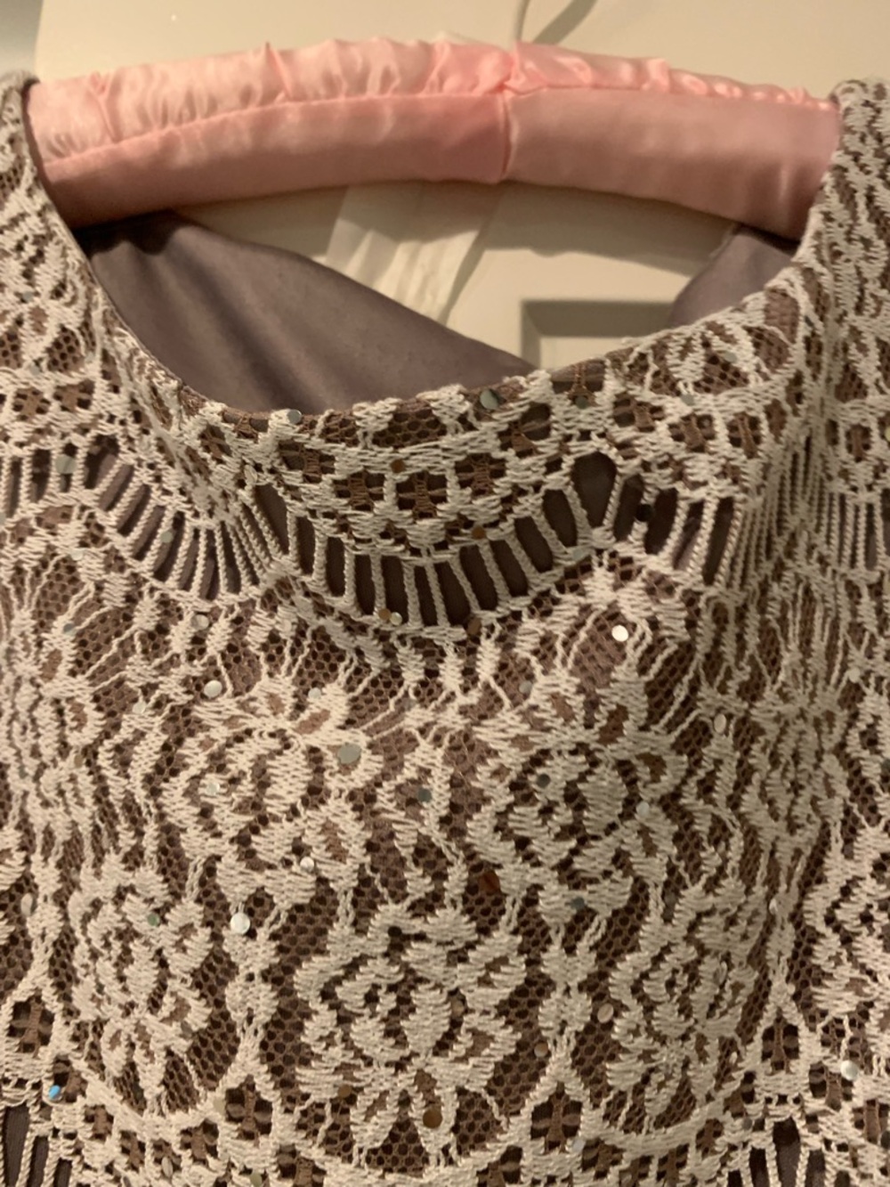 Jessica H Lace Dress in Tan and Cream - Picture 2 of 7